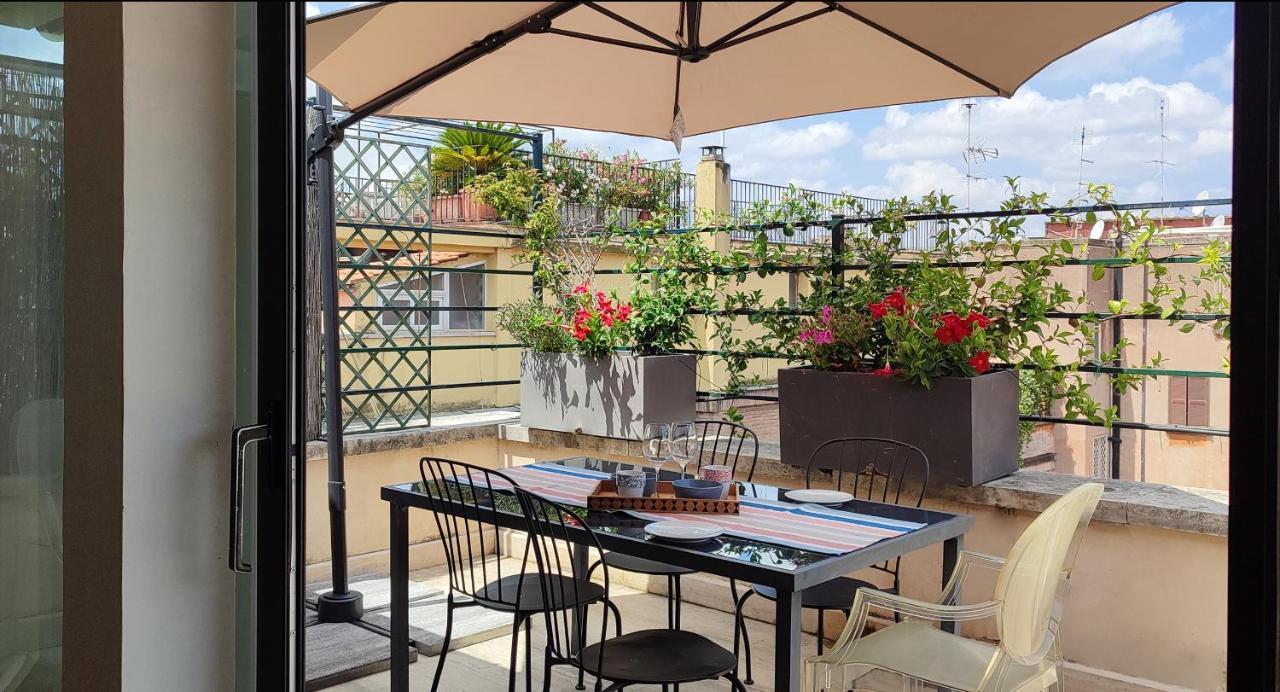Una Favolosa Terrazza Nel Centro Di Roma 外观 照片